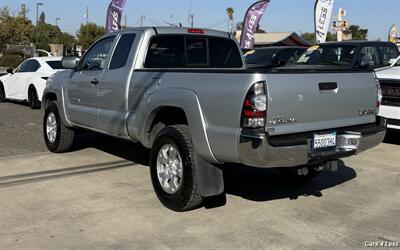 2006 Toyota Tacoma PreRunner V6 - Photo 4 - Merced, CA 95341