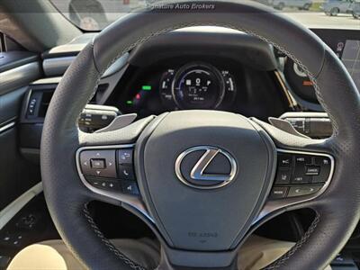 2022 Lexus ES 300h F SPORT   - Photo 12 - Douglasville, GA 30135