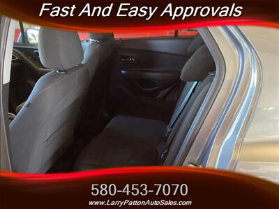 2020 Chevrolet Trax LS   - Photo 4 - Ada, OK 74820