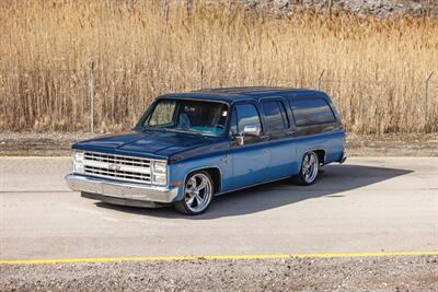 1986 CHEVROLET Suburban   - Photo 2 - Fort Wayne, IN 46809