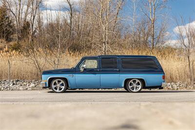 1986 CHEVROLET Suburban   - Photo 3 - Fort Wayne, IN 46809
