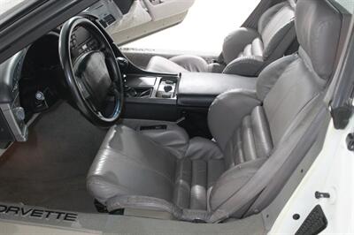 1991 Chevrolet Corvette ZR1   - Photo 12 - Fort Wayne, IN 46809