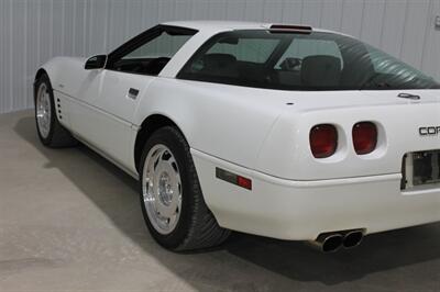 1991 Chevrolet Corvette ZR1   - Photo 25 - Fort Wayne, IN 46809