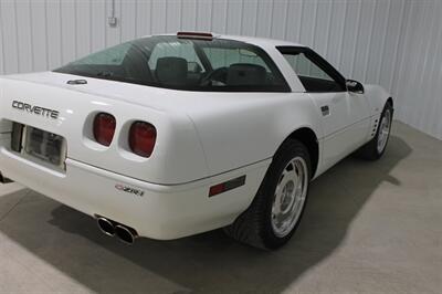1991 Chevrolet Corvette ZR1   - Photo 26 - Fort Wayne, IN 46809