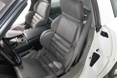 1991 Chevrolet Corvette ZR1   - Photo 13 - Fort Wayne, IN 46809