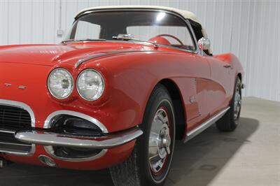 1962 Chevrolet Corvette   - Photo 8 - Fort Wayne, IN 46809