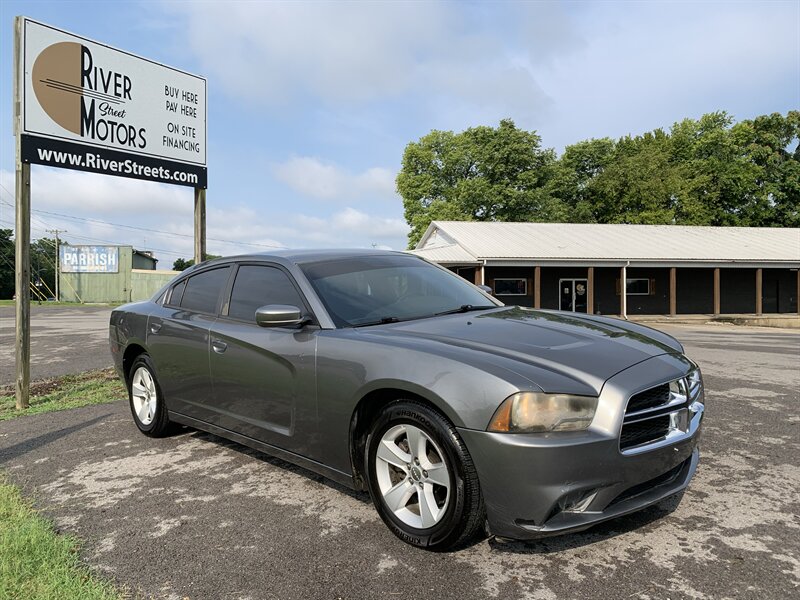 2012 Dodge Charger SE   - Photo 1 - Bowling Green, KY 42101