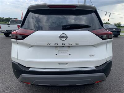 2021 Nissan Rogue SV - Photo 5 - Bowling Green, KY 42101