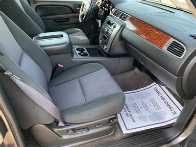 2011 GMC Yukon SLE   - Photo 6 - Bowling Green, KY 42101