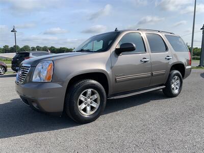 2011 GMC Yukon SLE   - Photo 2 - Bowling Green, KY 42101