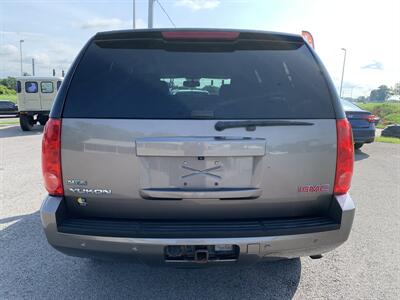 2011 GMC Yukon SLE   - Photo 5 - Bowling Green, KY 42101