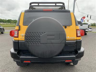 2007 Toyota FJ Cruiser   - Photo 5 - Bowling Green, KY 42101