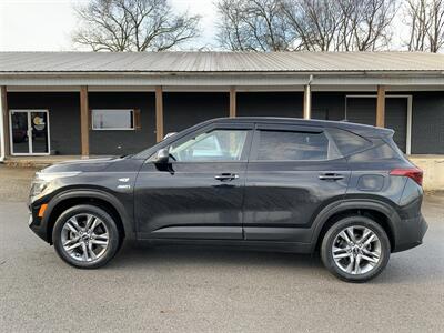 2021 Kia Seltos LX   - Photo 8 - Bowling Green, KY 42101