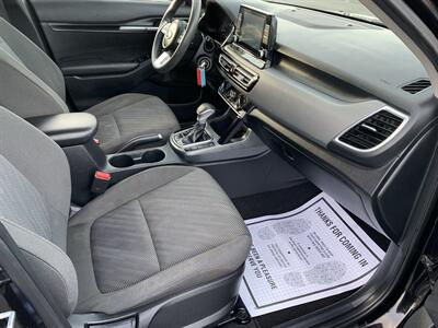 2021 Kia Seltos LX   - Photo 5 - Bowling Green, KY 42101