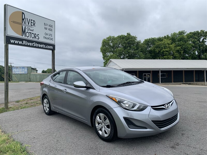 2016 Hyundai ELANTRA L   - Photo 1 - Bowling Green, KY 42101