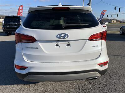 2018 Hyundai SANTA FE Sport 2.4L - Photo 4 - Bowling Green, KY 42101