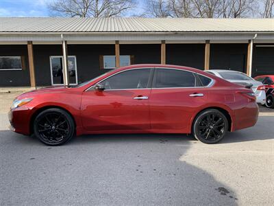 2017 Nissan Altima 2.5 SR - Photo 8 - Bowling Green, KY 42101