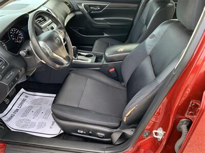 2017 Nissan Altima 2.5 SR - Photo 5 - Bowling Green, KY 42101