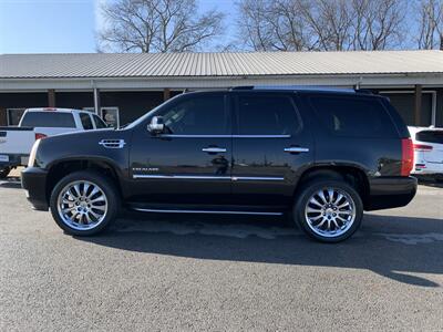 2011 Cadillac Escalade   - Photo 10 - Bowling Green, KY 42101
