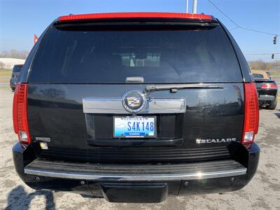 2011 Cadillac Escalade   - Photo 5 - Bowling Green, KY 42101