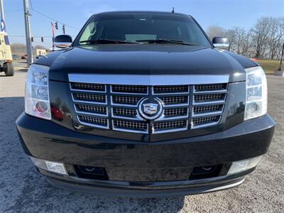 2011 Cadillac Escalade   - Photo 4 - Bowling Green, KY 42101