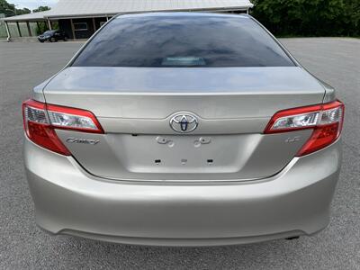 2014 Toyota Camry LE   - Photo 4 - Bowling Green, KY 42101