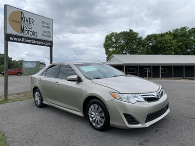 2014 Toyota Camry LE   - Photo 1 - Bowling Green, KY 42101