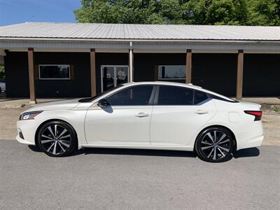 2019 Nissan Altima 2.5 SR   - Photo 10 - Bowling Green, KY 42101
