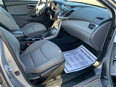 2016 Hyundai ELANTRA SE   - Photo 6 - Bowling Green, KY 42101