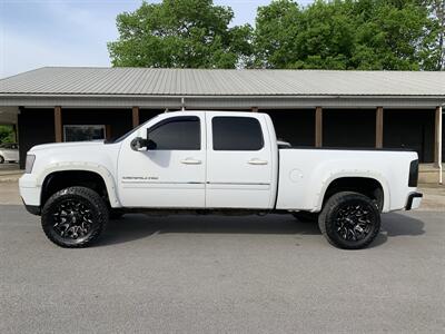2013 GMC Sierra 2500 Denali - Photo 9 - Bowling Green, KY 42101