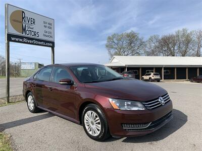 2014 Volkswagen Passat 1.8T S PZEV Sedan