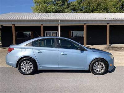 2012 Chevrolet Cruze LS - Photo 9 - Bowling Green, KY 42101