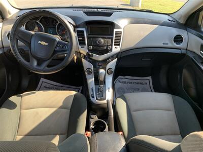 2012 Chevrolet Cruze LS - Photo 7 - Bowling Green, KY 42101