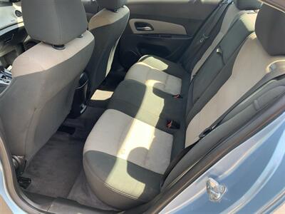 2012 Chevrolet Cruze LS - Photo 8 - Bowling Green, KY 42101