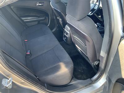 2012 Dodge Charger SE - Photo 7 - Bowling Green, KY 42101