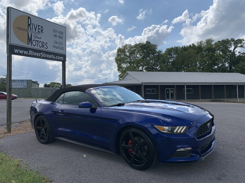 2015 Ford Mustang V6   - Photo 1 - Bowling Green, KY 42101
