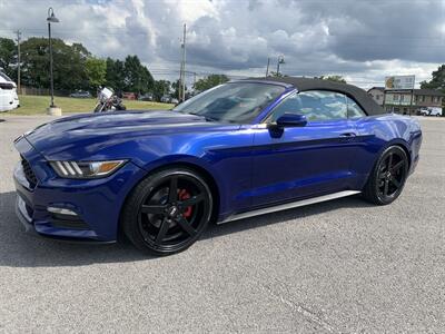 2015 Ford Mustang V6 - Photo 2 - Bowling Green, KY 42101