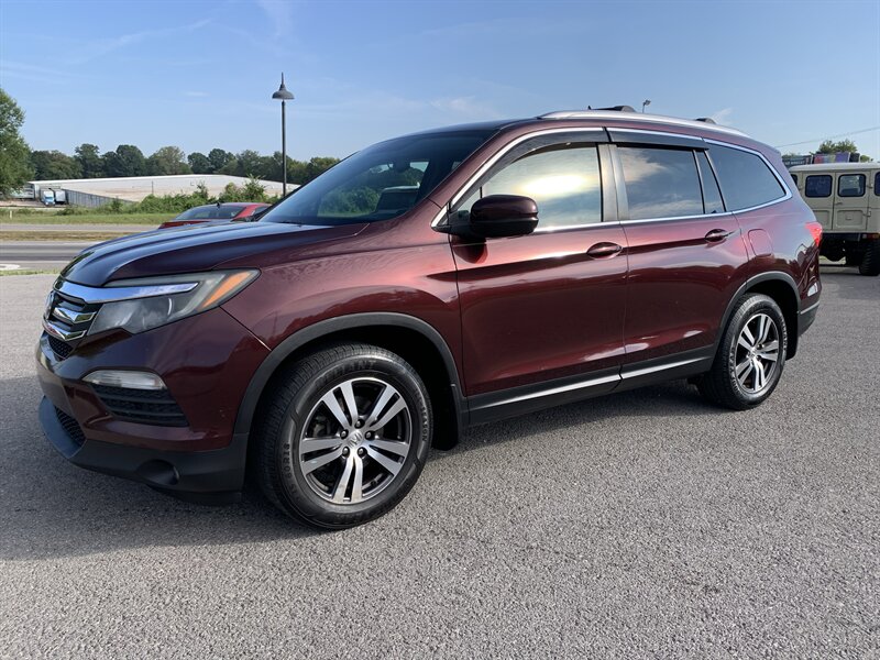 2017 Honda Pilot EX-L   - Photo 1 - Bowling Green, KY 42101
