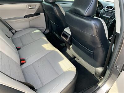 2017 Toyota Camry SE   - Photo 8 - Bowling Green, KY 42101