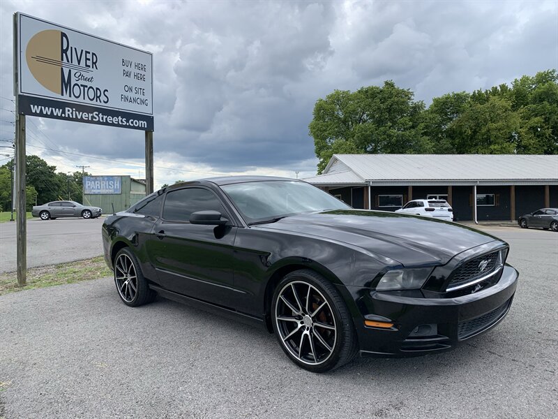 2014 Ford Mustang V6   - Photo 1 - Bowling Green, KY 42101