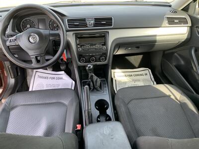 2014 Volkswagen Passat 1.8T S PZEV   - Photo 8 - Bowling Green, KY 42101