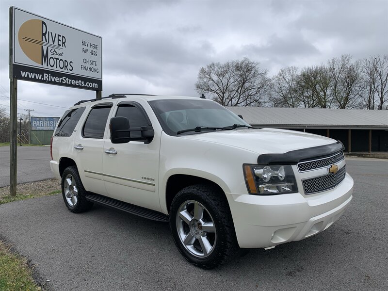 2014 Chevrolet Tahoe LTZ   - Photo 1 - Bowling Green, KY 42101