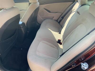 2011 Kia Optima LX   - Photo 7 - Bowling Green, KY 42101