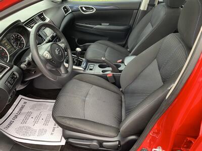 2017 Nissan Sentra SR TURBO   - Photo 6 - Bowling Green, KY 42101