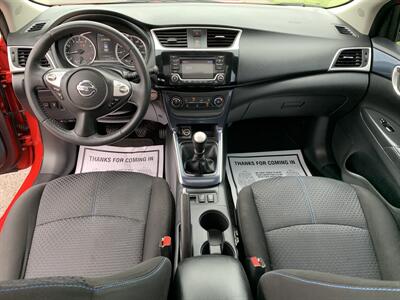 2017 Nissan Sentra SR TURBO   - Photo 8 - Bowling Green, KY 42101