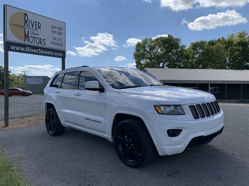 2015 Jeep Grand Cherokee Laredo   - Photo 1 - Bowling Green, KY 42101