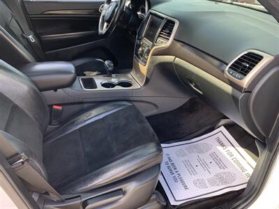 2015 Jeep Grand Cherokee Laredo   - Photo 6 - Bowling Green, KY 42101