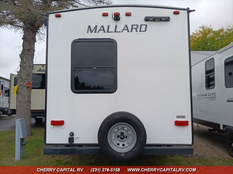 2023 Mallard M-267FK - Photo 12 - Grawn, MI 49637