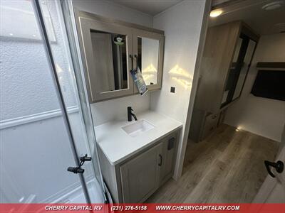 2025 Rockwood MINI LITE 2516S   - Photo 15 - Grawn, MI 49637