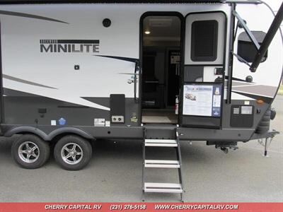 2025 Forest River ROCKWOOD MINI LITE 2516S   - Photo 38 - Grawn, MI 49637